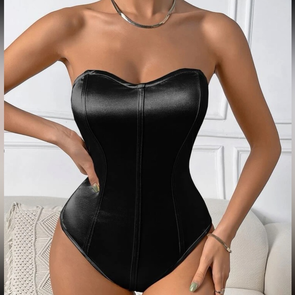 black Satin strapless tube top bodysuit - Picture 2 of 2